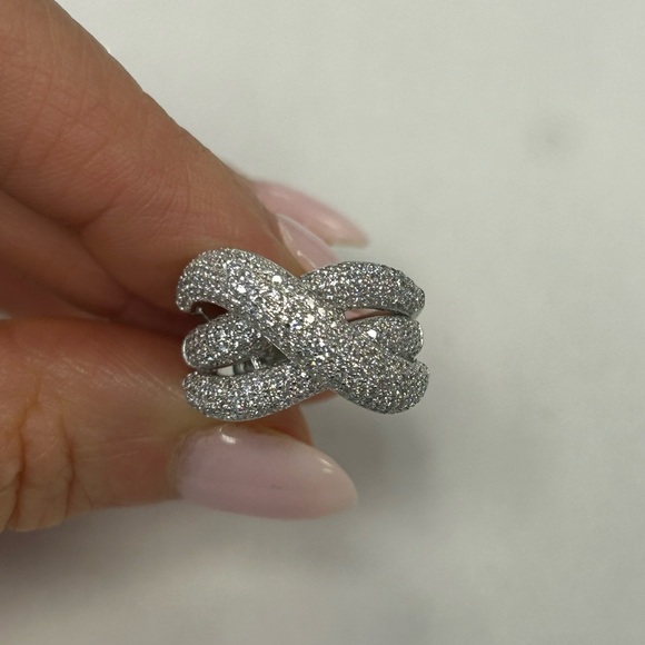 Suzy Levian Sterling Silver Pave White CZ Ring NWT - Picture 7 of 7